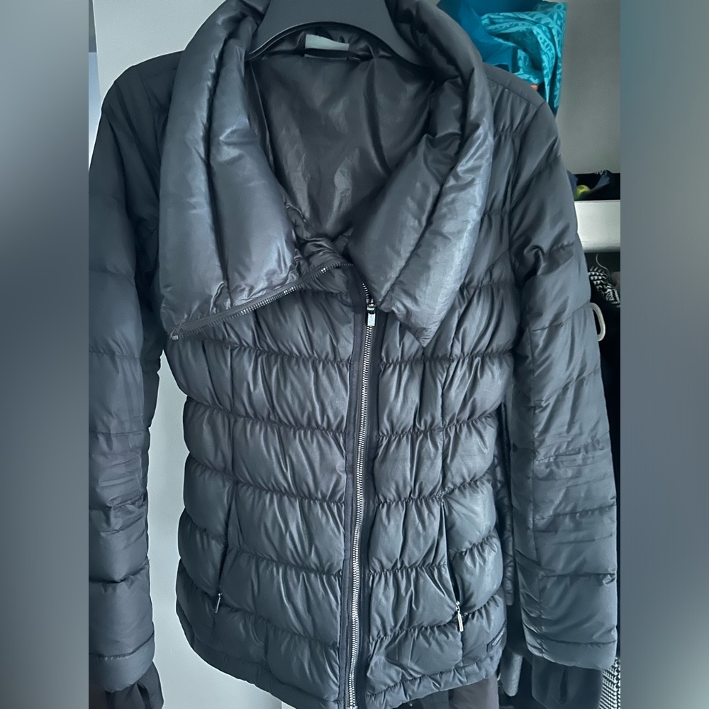 Black Athleta parka, XS